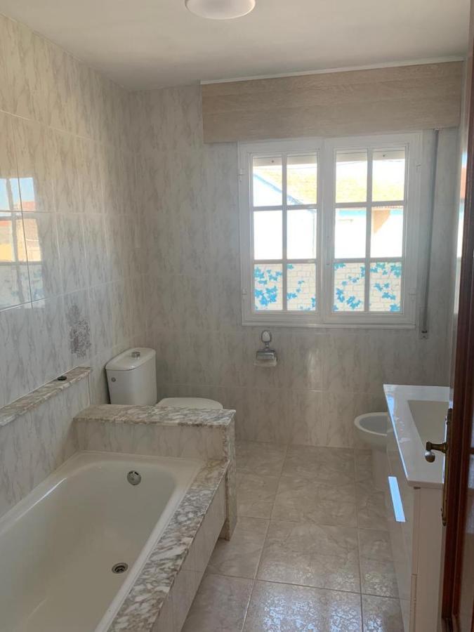 Apartamento En Rias Baixas-Aguino-รีเบย์รา ภายนอก รูปภาพ